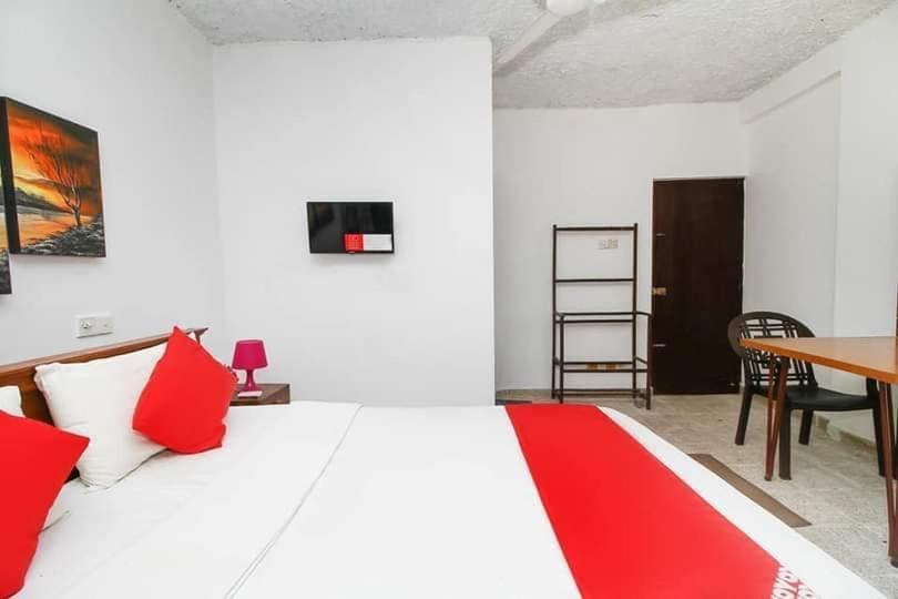 Oyo 459 Barasti Beach Resort Καλουτάρα Εξωτερικό φωτογραφία