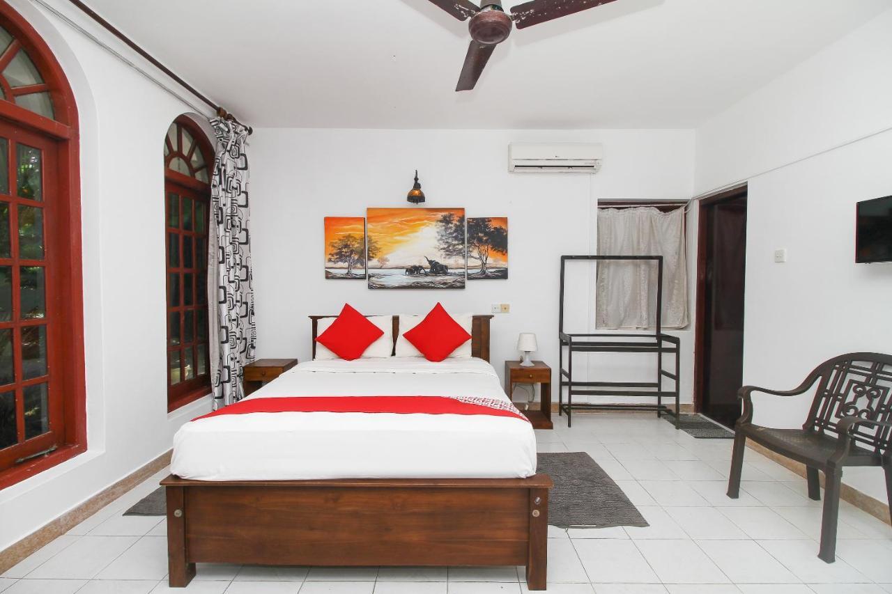 Oyo 459 Barasti Beach Resort Καλουτάρα Εξωτερικό φωτογραφία
